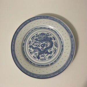 VTG Blue White Chinese Porcelain Dragon Rice Eye Plate